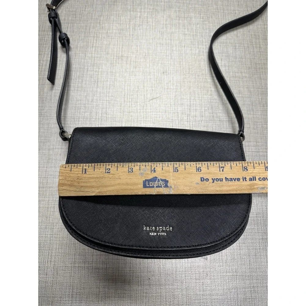 KATE SPADE BLACK SAFFIANO LEATHER FLAP STYLE SMALL CROSSBODY BAG PURSE‎ ~ EUC